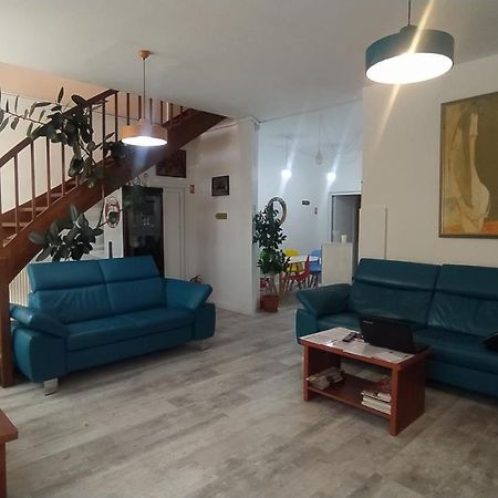 Pensiunea Paris Cluj Napoca Bagian luar foto